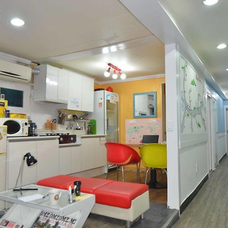 Yakorea Hostel Itaewon Szöul Kültér fotó