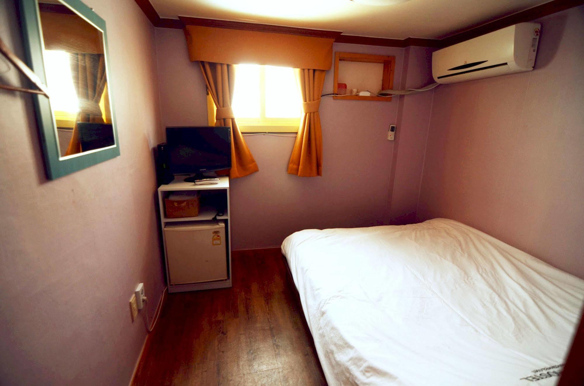 Yakorea Hostel Itaewon Szöul Kültér fotó