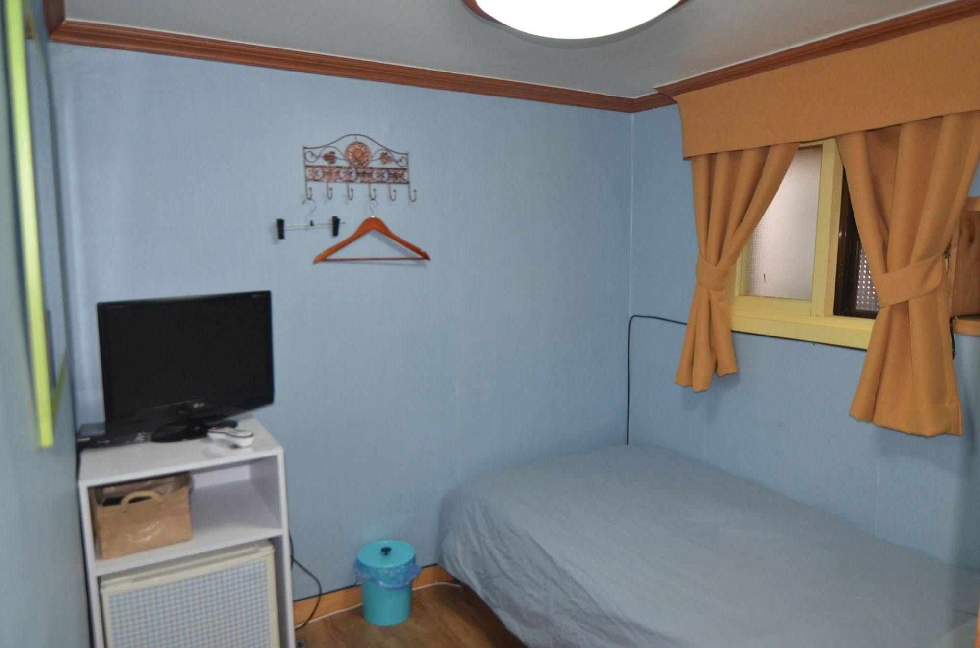 Yakorea Hostel Itaewon Szöul Kültér fotó